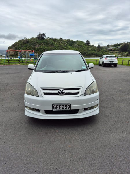 2001 Toyota Ipsum S Model64341365684483112