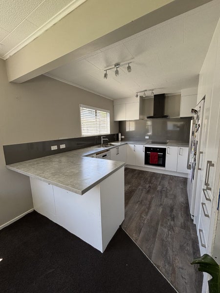 Enner Glynn, 2 bedrooms64341968636034111