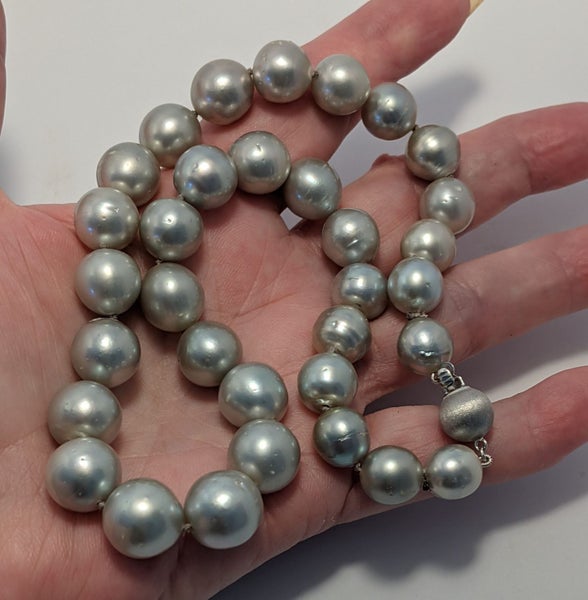 10-13.7mm Smoke Grey Australian South Sea Pearl Necklace Carousel 1