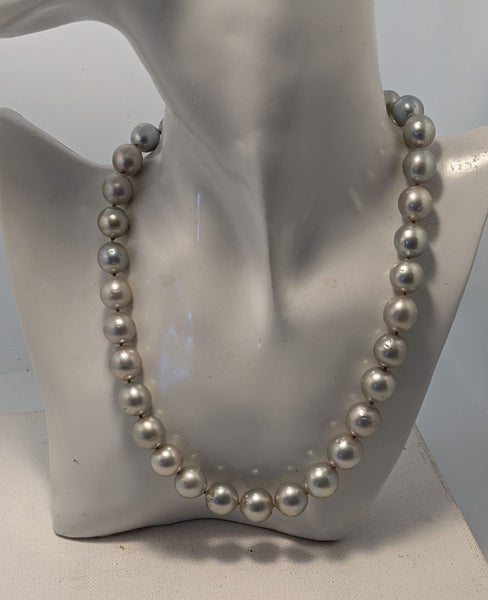 10-13.7mm Smoke Grey Australian South Sea Pearl Necklace Carousel 2