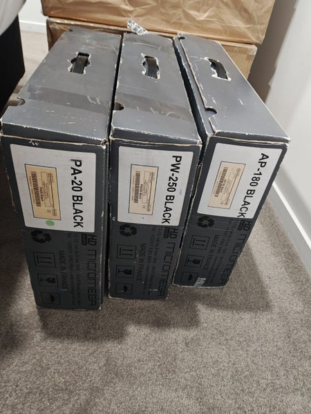 Micromega PA-20 & PW-250 Pre/Power Amp Combo – High-End French Audio Carousel 4