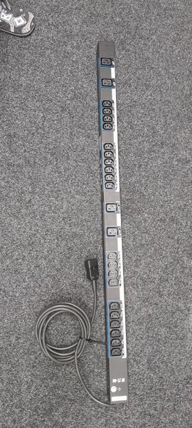 Eaton EBAB22 G3 Basic 24-Way PDU Carousel 1