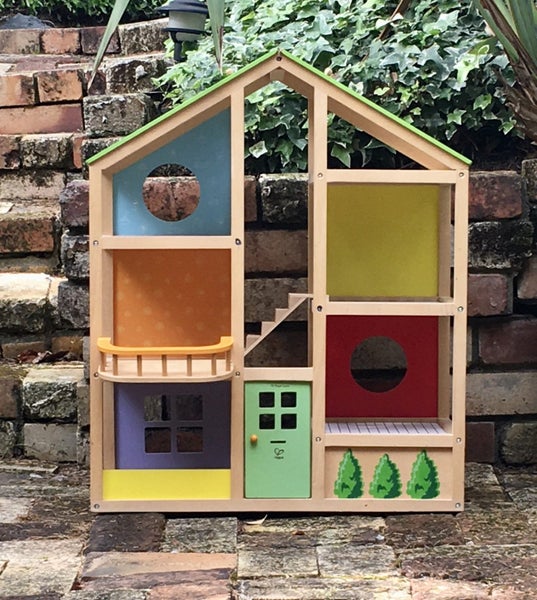 Hape All-Seasons Dollshouse in great condition64426893607299110