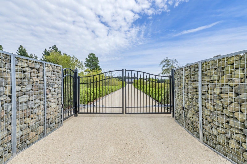 Wow! Wow! Wow Factor!64348297659779112