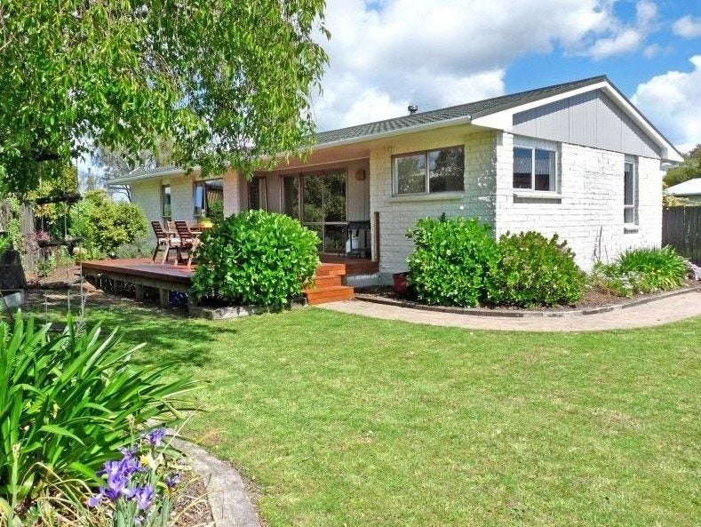 Brightwater, 3 bedrooms64348706465667110