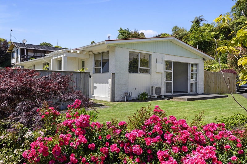 Merrilands, 2 bedrooms64348809411073110