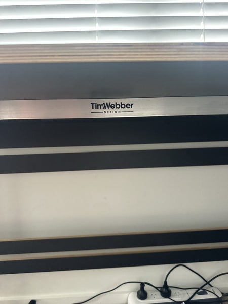 Desk Tim Webber design64349044292611112