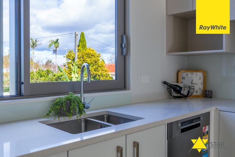 Te Atatu Peninsula, 3 bedrooms64541228532993112