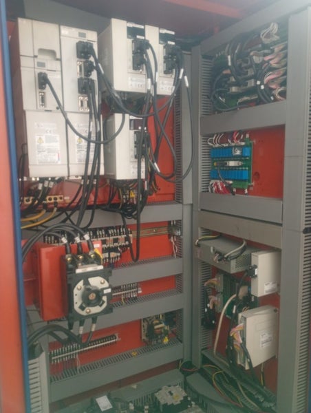 CNC Machining Center - Hartford VMC 102064436647251713113