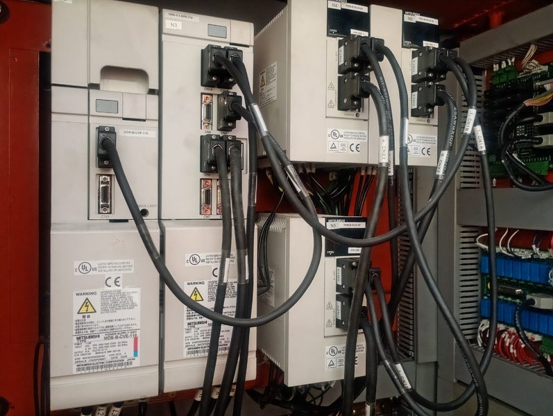 CNC Machining Center - Hartford VMC 102064436647251713112