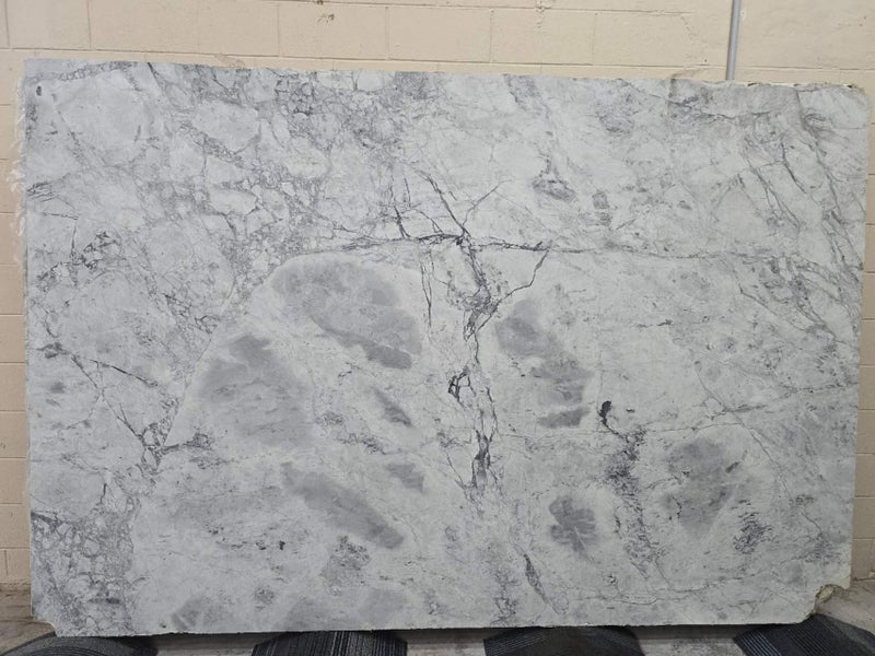 Popular natural Stone Super White Carousel 1