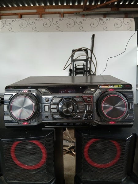 STEREO SOUND SYSTEM.64350358644993111
