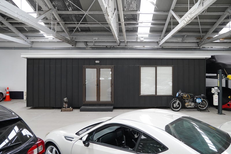 High End NZ Made Portable Cabin - Pre Plumbed with Heat Pump Carousel 1