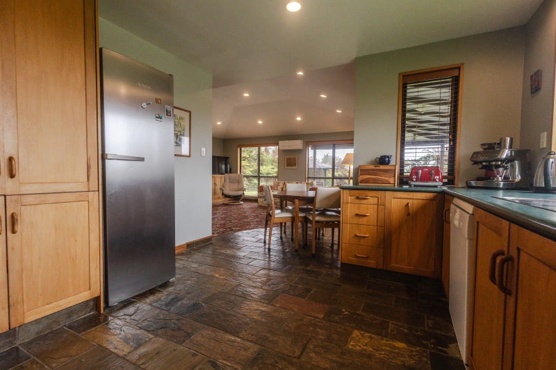 Two dwellings with spectacular views64350531549953114