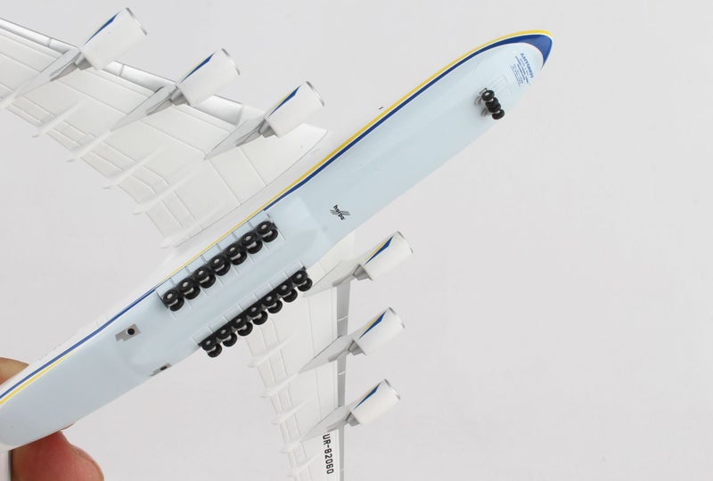 Antonov Airlines AN-225 Mriya Blue/Yellow 1:400 Carousel 3