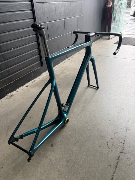 Cannondale 2022 SuperSix EVO Hi-MOD Frame - Size 5464350607421955111