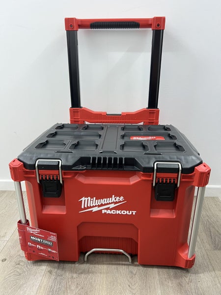 !! Super Deal !! Milwaukee Packout Rolling Tool Box - !! No Reserve !! Carousel 1