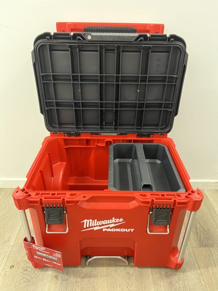 !! Super Deal !! Milwaukee Packout Rolling Tool Box - !! No Reserve !! Carousel 2