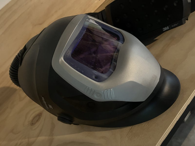 Welding helmet air feed64463839087619112