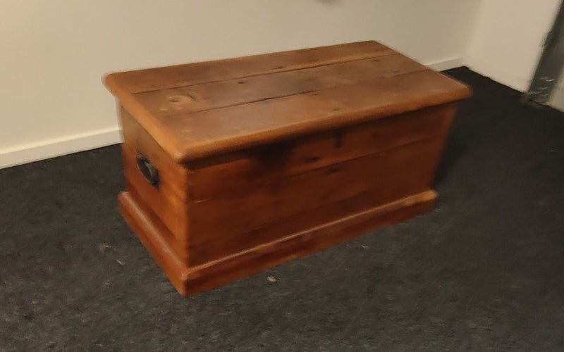 KAURI CHEST64351389029889110
