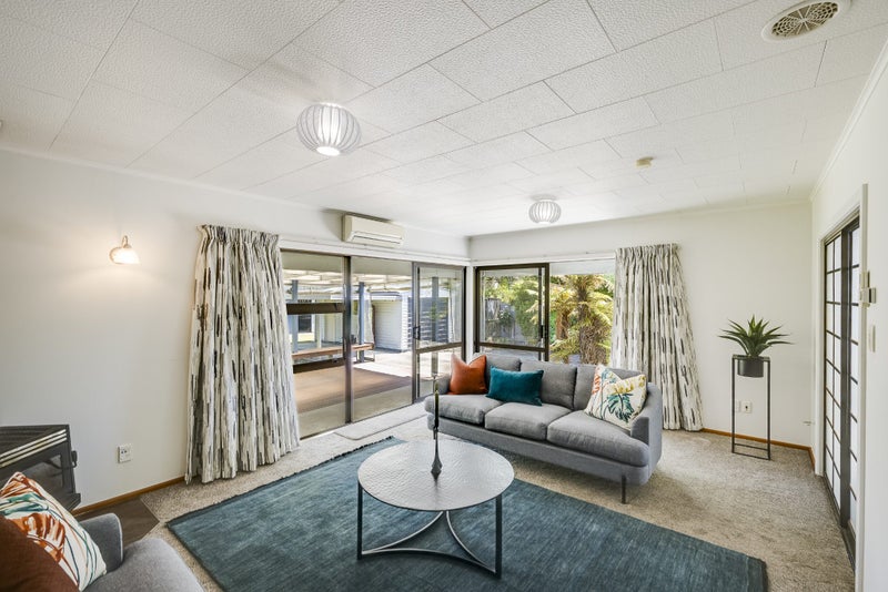 Family Home Up for Grabs - Must Be Sold!64351539304323114