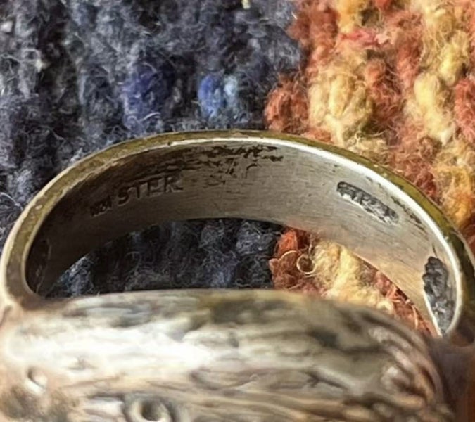 Vintage Navajo Sterling Silver Turquoise & Coral Chips Inlay Eagle Ring Carousel 6