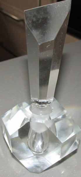 Lovely Vintage Crystal Pefume Scent Bottle Art Deco Style Hand Cut & Polished Carousel 1