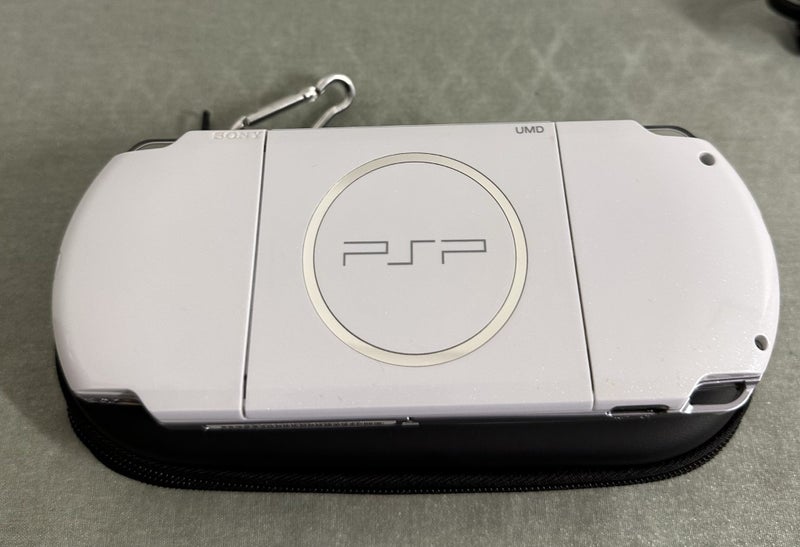 PSP 3000 – Pearl White | 64GB | Fully Set Up64353069062529112