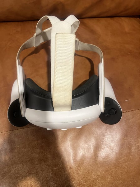 Oculus Quest 364353337856131111