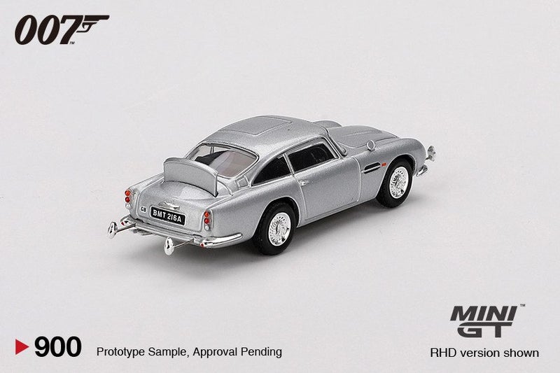 Mini GT Aston Martin DB5 Goldfinger Carousel 2