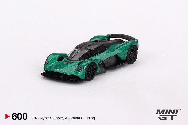 Mini GT Aston Martin Valkyrie Aston Martin Racing Green Carousel 2
