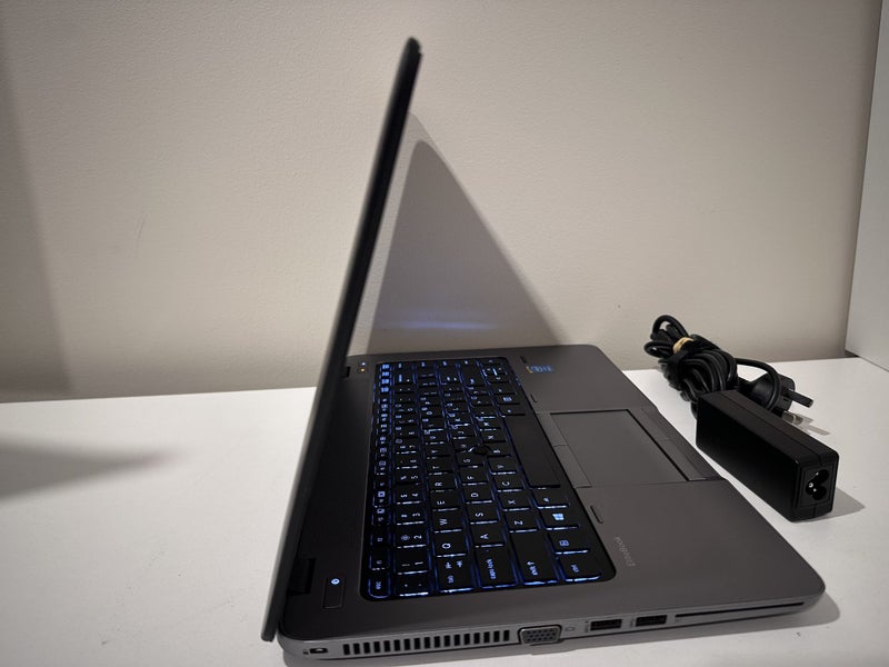 $1 Res HP EliteBook 840 G1 Core i5 - 16GB RAM - 240GB SSD - Backlight Keyboard64353743169793113