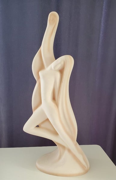 Art Deco Figurine - Mint Carousel 1