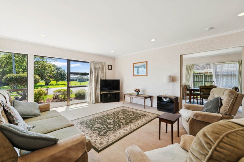 Timeless Charm & Tamaki River Views!64356099038211112