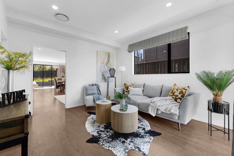 Sun-Drenched Sanctuary: A Masterpiece of Moder...64356099055362113