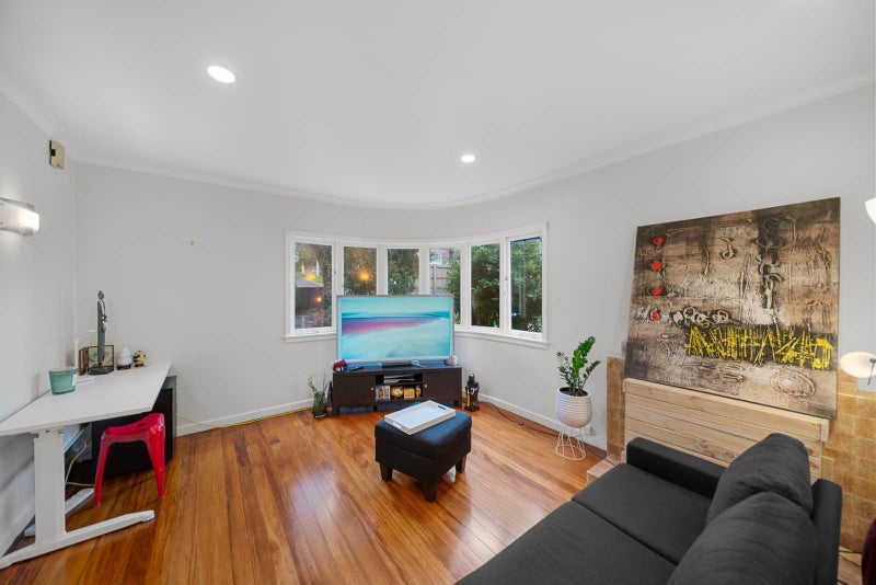 Sun, View, Space – DGZ64356099105795112