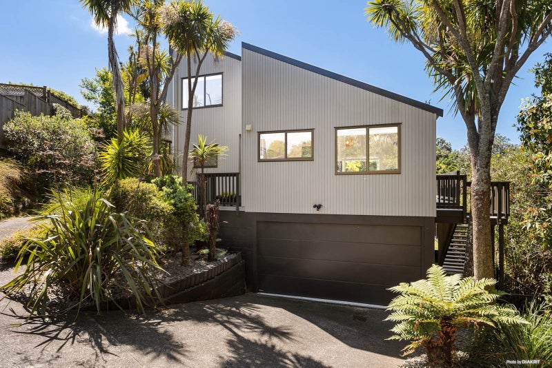 YOUR OWN SLICE OF PARADISE!64356099186818110