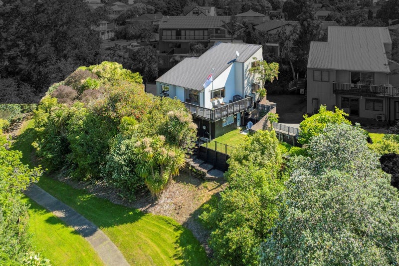 YOUR OWN SLICE OF PARADISE!64356099186818111