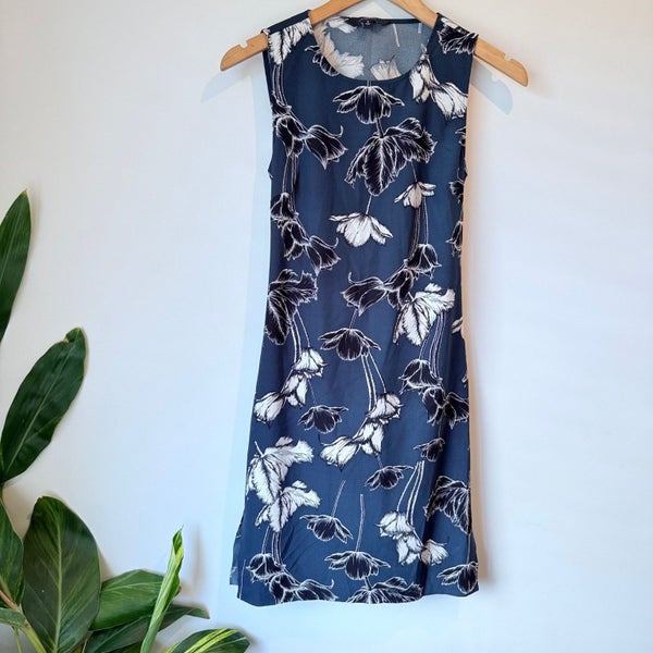Glassons Size 6 Cut Out Back Midi Dress Carousel 1