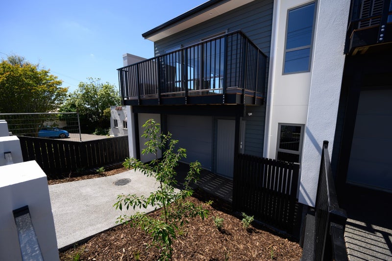 Brand new and ready to move in now!64358777590787113