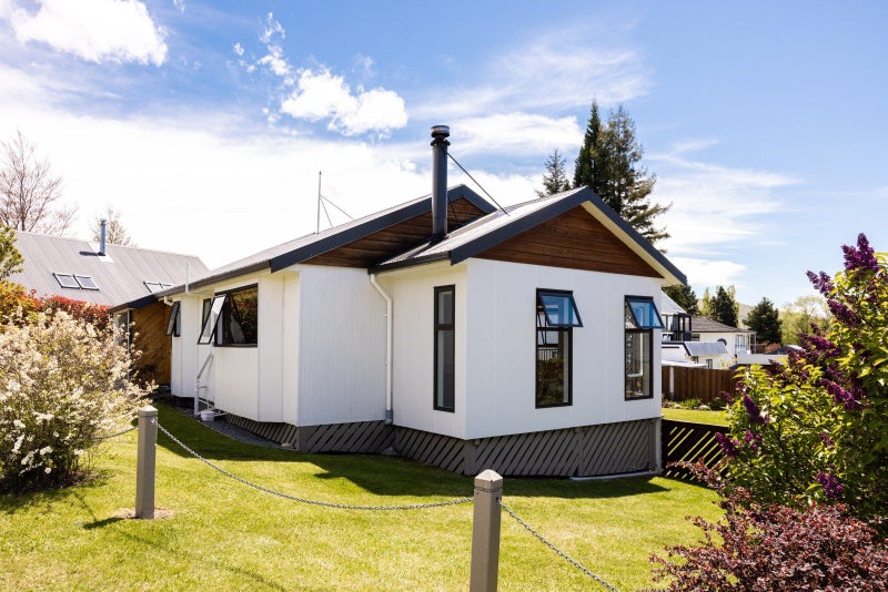 Immaculate Tekapo home or investment64358877968641114