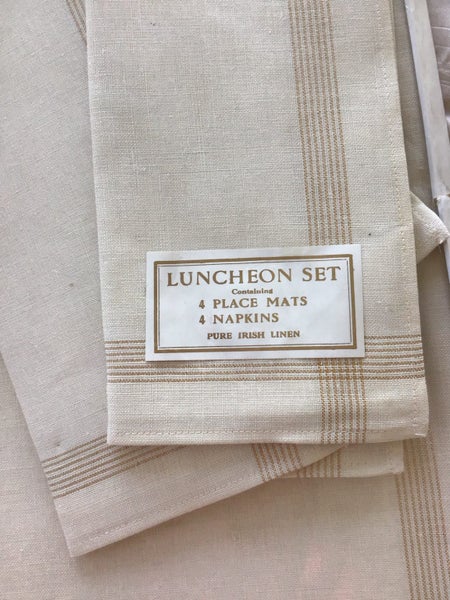 Vintage Linen Table Set Carousel 2