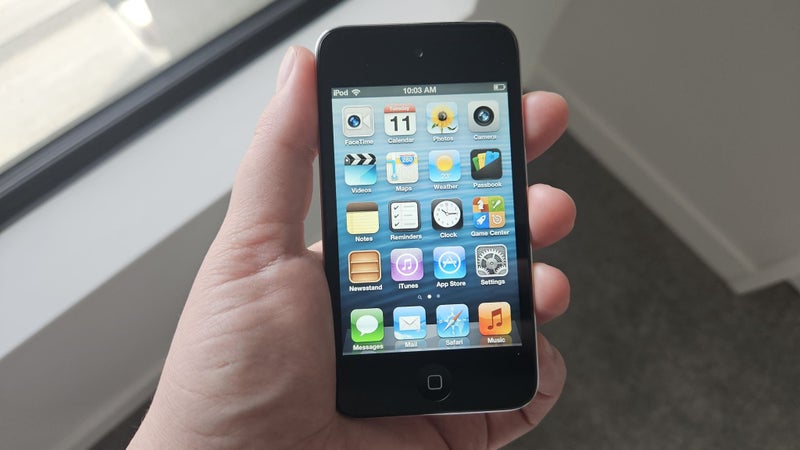 Apple iPod touch 4th Gen 8GB Carousel 1