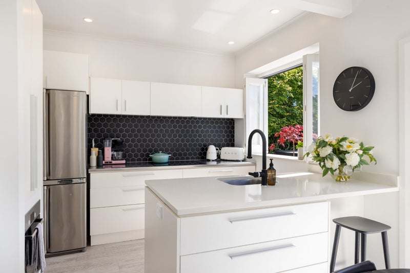 Adorable and Affordable!64360282574850113