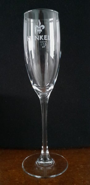 Henkell Trocken Sparkling wine flutes Carousel 1