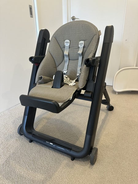 Peg Perego Siesta “Follow Me” Highchair -Excellent quality64476022113538113