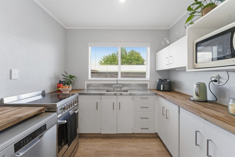 Your Private Oasis Awaits!64360190171777112