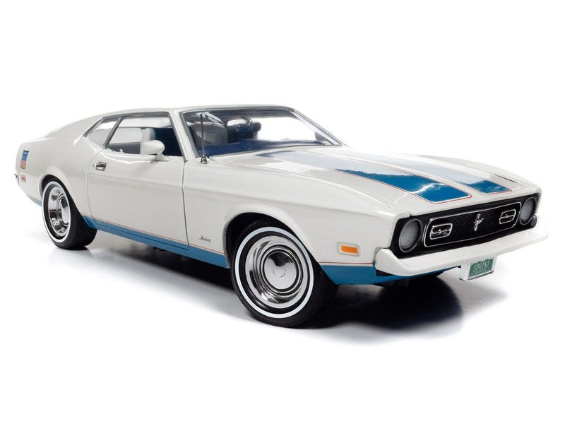 Classic 70s Ford Mustang - BIG 1/18 scale diecast from Auto World - choice of 5 Carousel 2