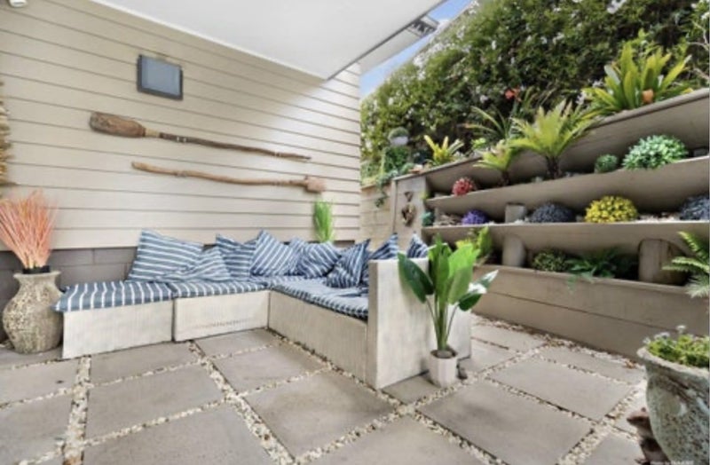 Albany, 6+ bedrooms64360528186625114