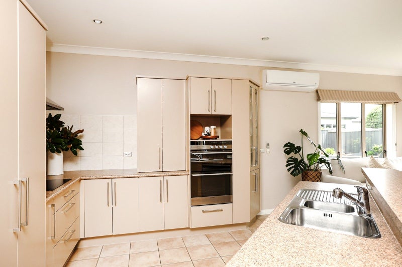 Smart Design, Perfect Position64360485090434113